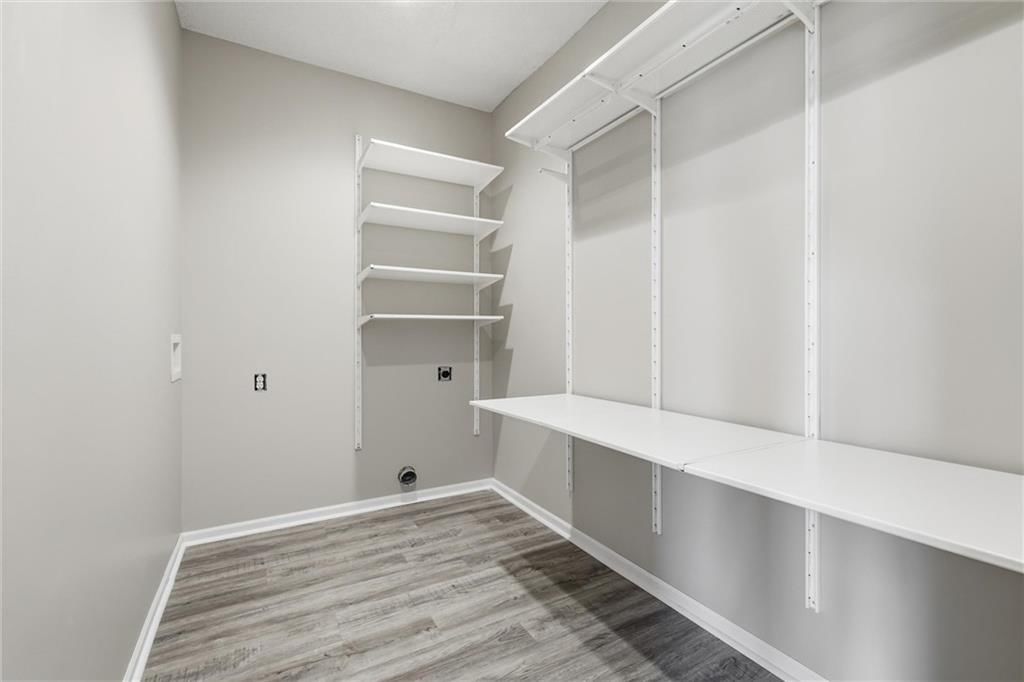 645 N Pine Circle — photo 11