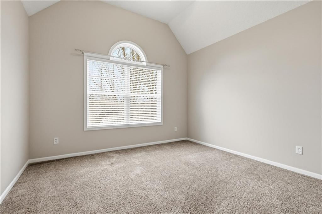 645 N Pine Circle — photo 16