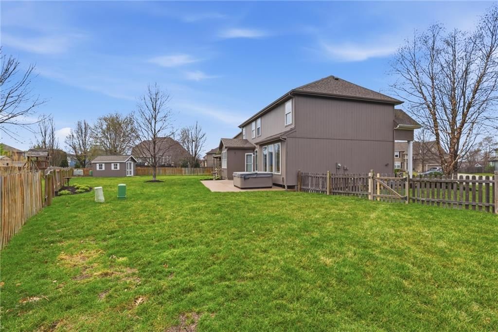 645 N Pine Circle — photo 22