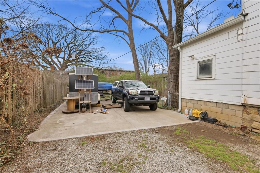 4008 Charlotte Street — photo 31