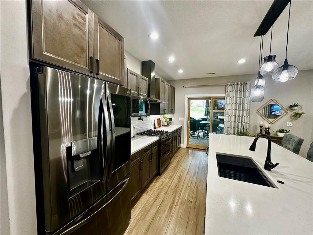 Photo 15 of 59 - 186 N Sunset Drive, Maryville, MO 64468
