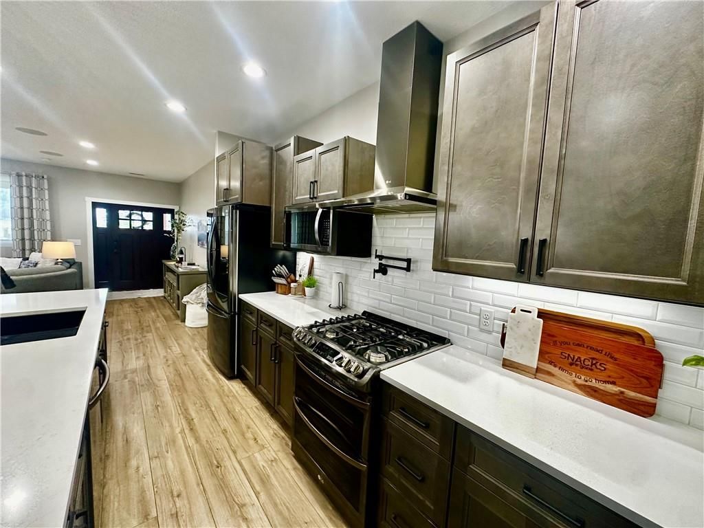 Photo 19 of 59 - 186 N Sunset Drive, Maryville, MO 64468