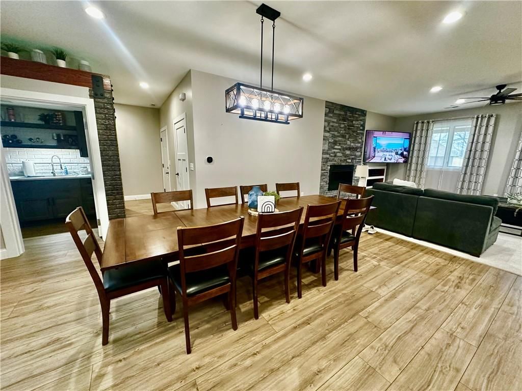 Photo 20 of 59 - 186 N Sunset Drive, Maryville, MO 64468
