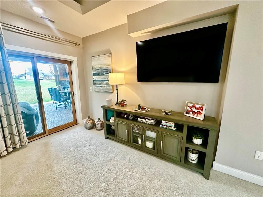 Photo 27 of 59 - 186 N Sunset Drive, Maryville, MO 64468