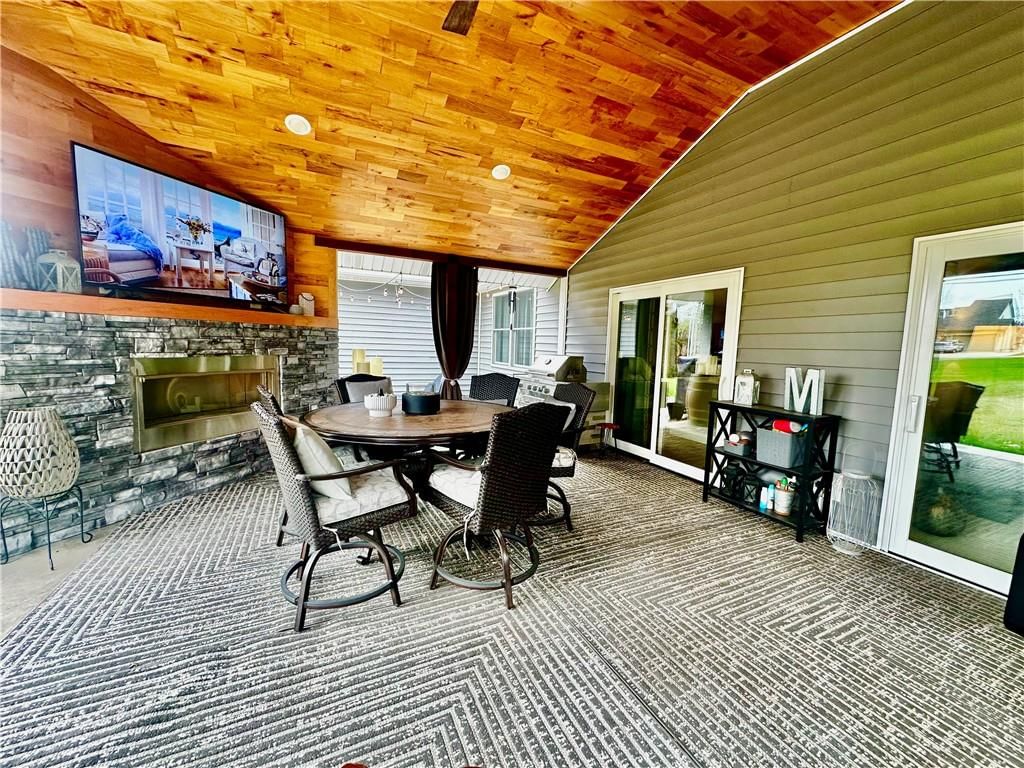Photo 52 of 59 - 186 N Sunset Drive, Maryville, MO 64468