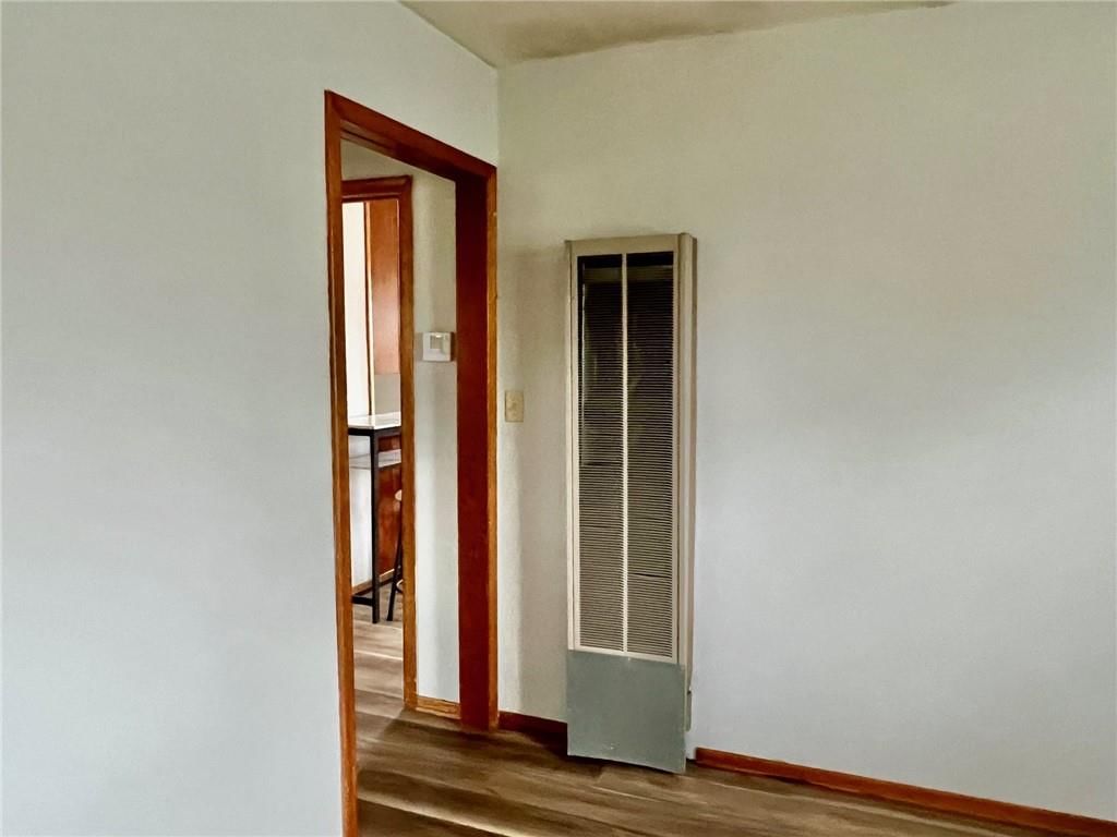 314 S Russell Street — photo 10