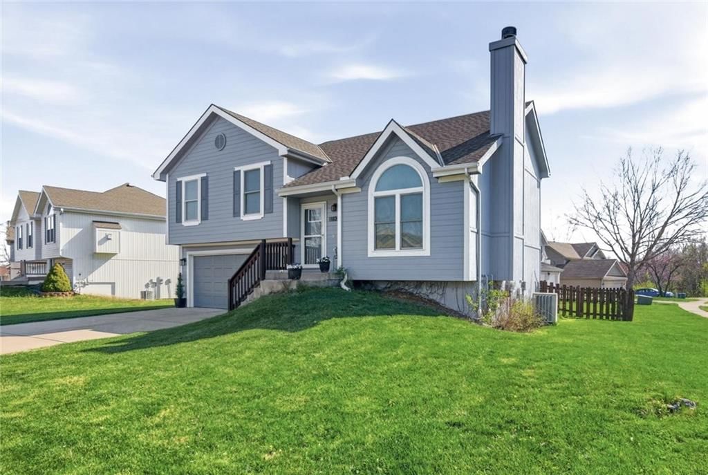 11209 N DITMAN Avenue — photo 3