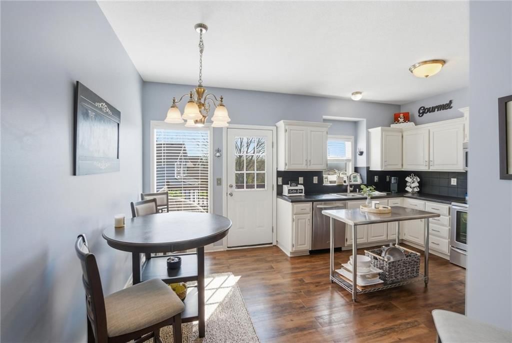 11209 N DITMAN Avenue — photo 10