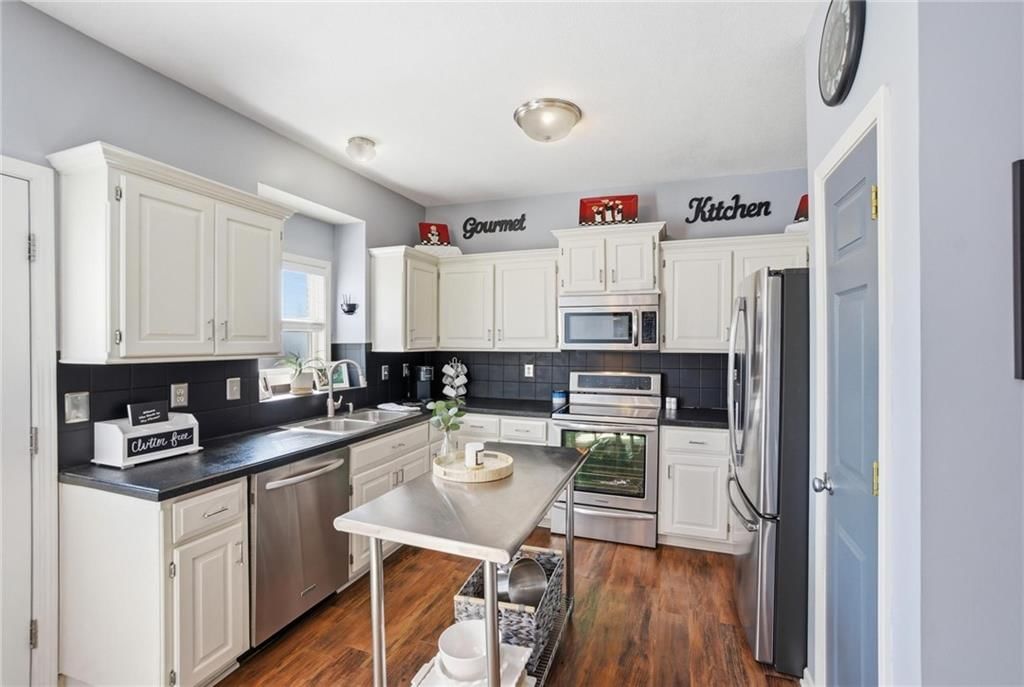 11209 N DITMAN Avenue — photo 12