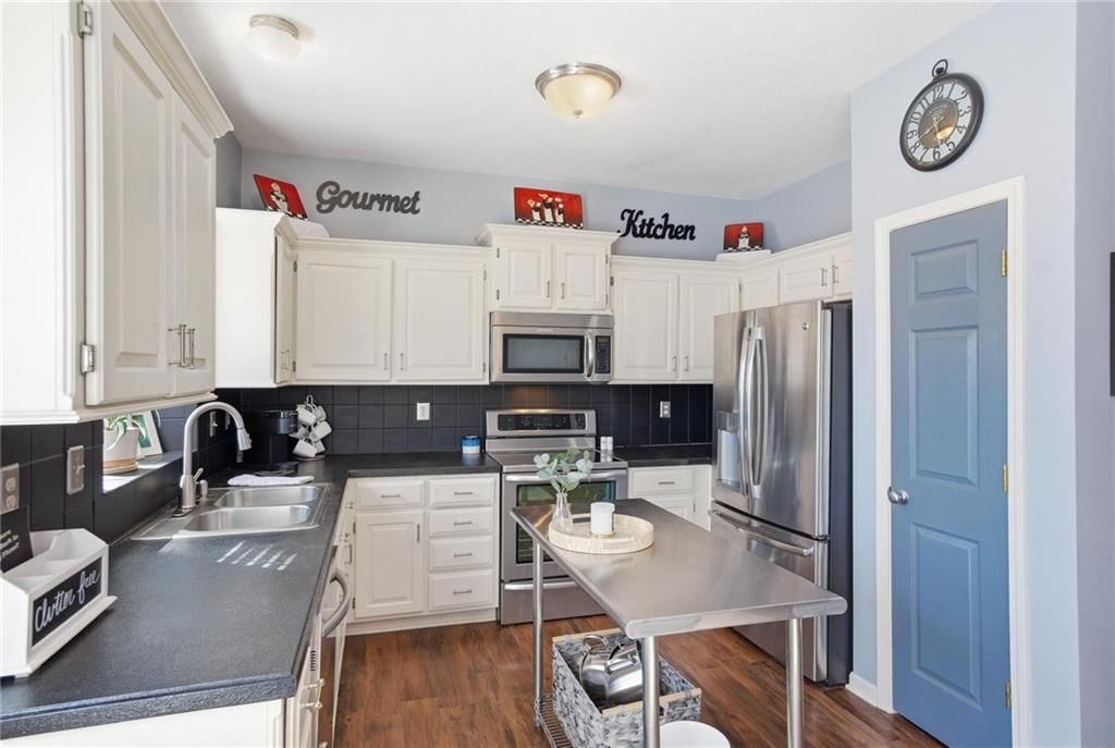 11209 N DITMAN Avenue — photo 13