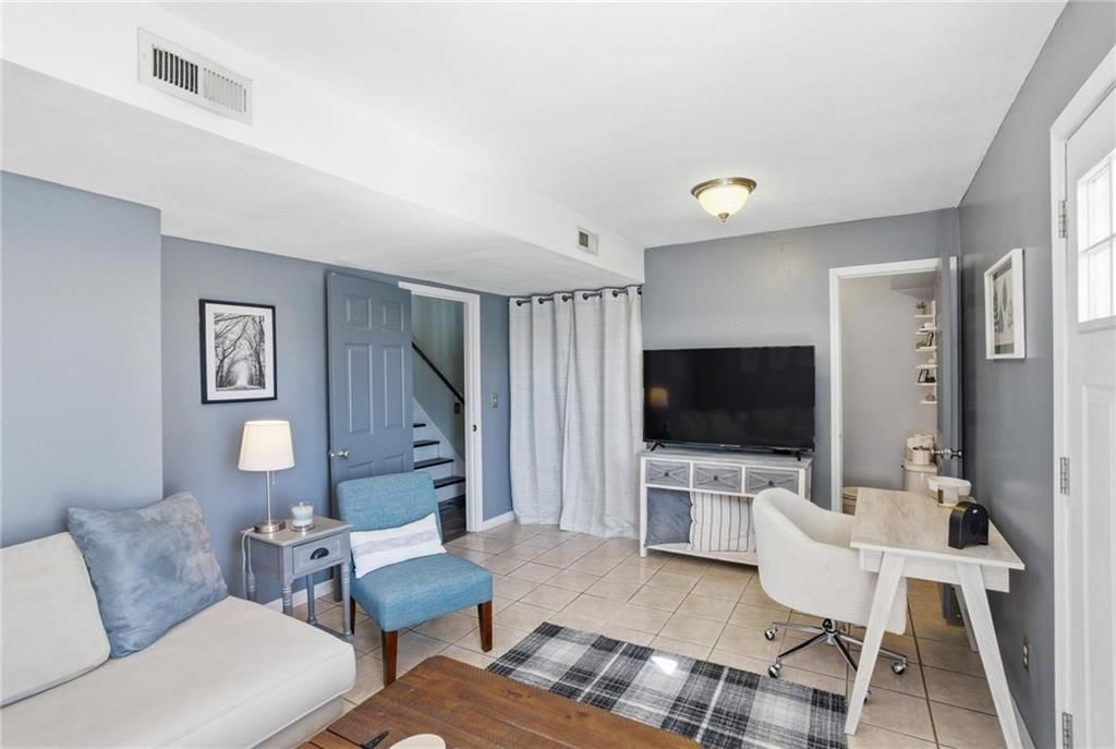 11209 N DITMAN Avenue — photo 26