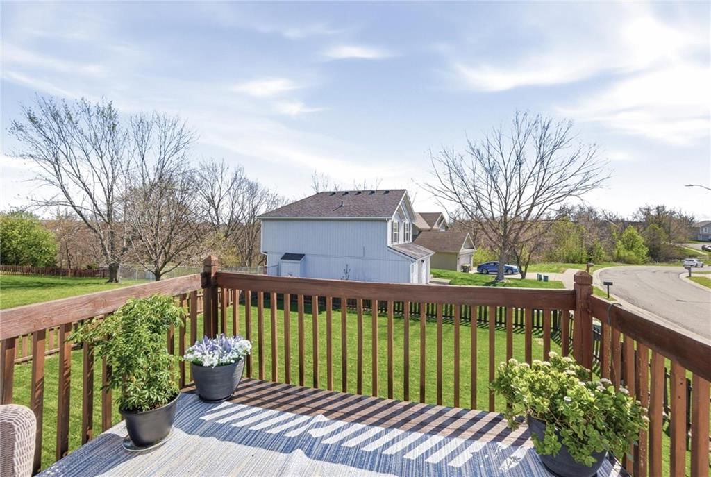 11209 N DITMAN Avenue — photo 29