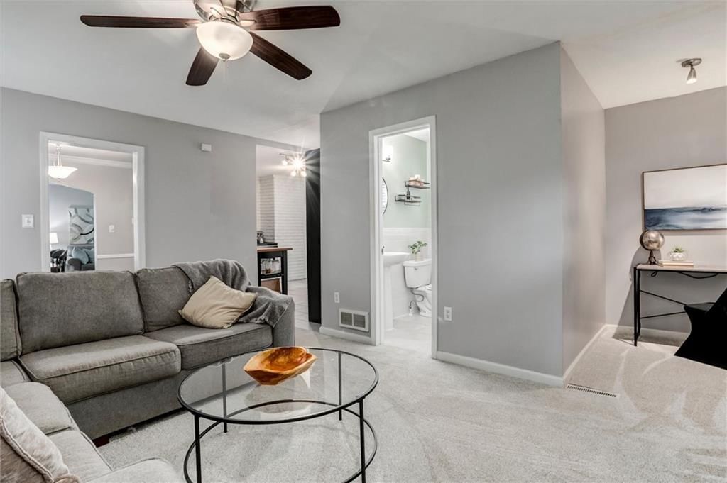 8309 Belleview Avenue — photo 11