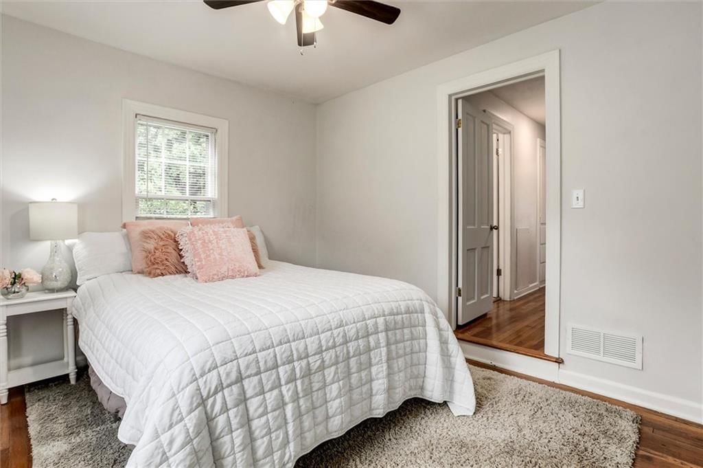 8309 Belleview Avenue — photo 14