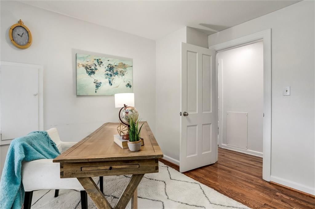 8309 Belleview Avenue — photo 17