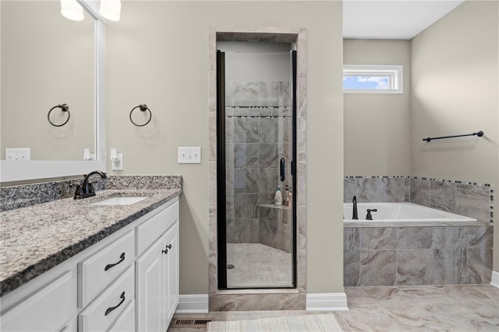 1021 SE Carmine Court — photo 17
