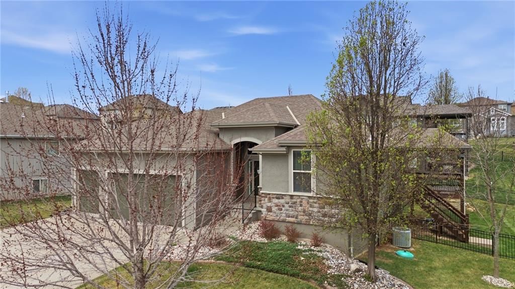 1021 SE Carmine Court — photo 32