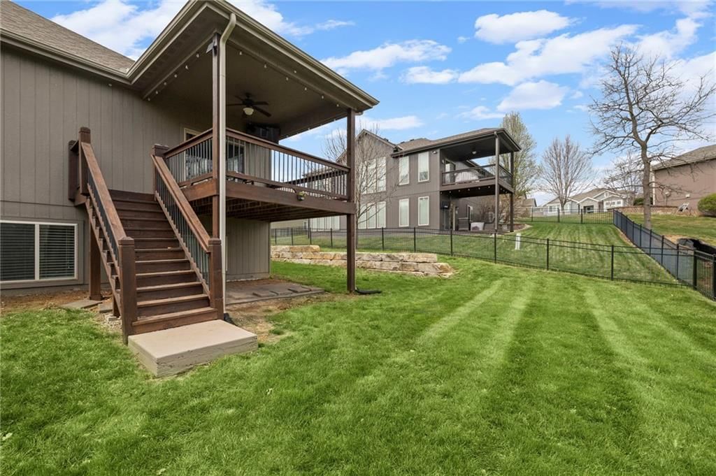 1021 SE Carmine Court — photo 34