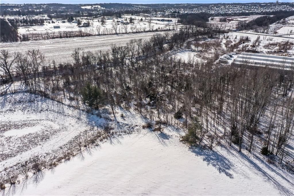 211 SE Old US 40 Highway — photo 27