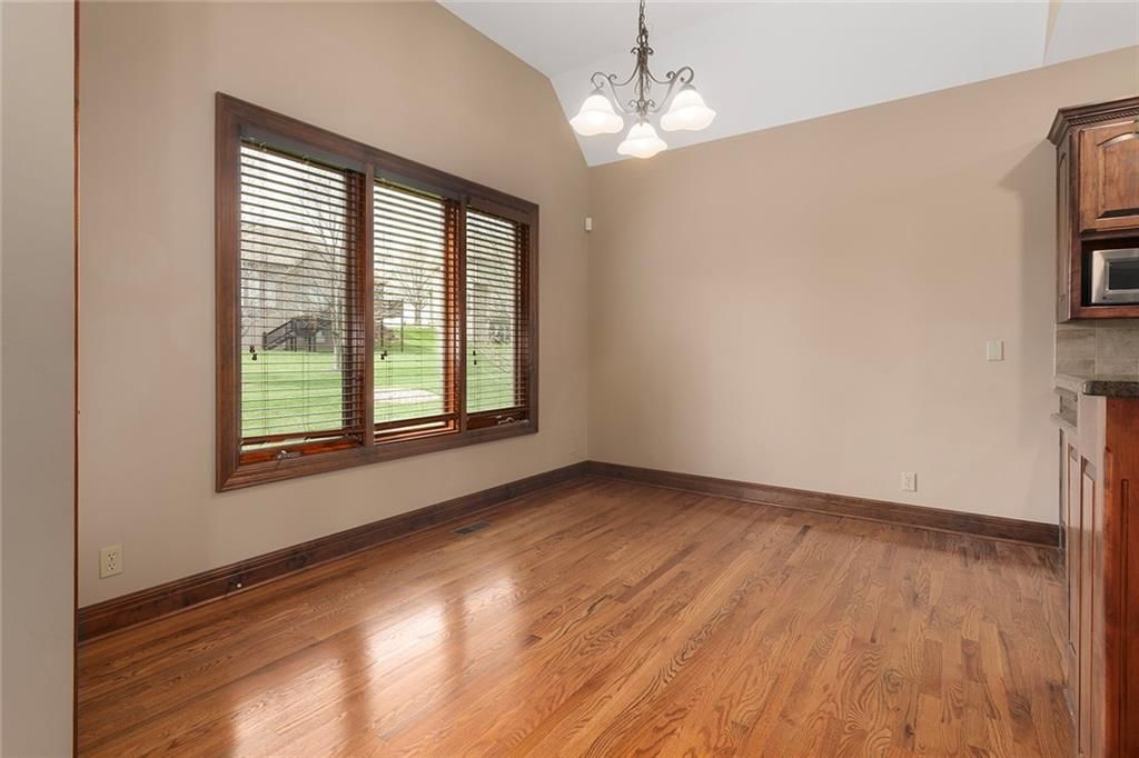 8915 NE 94th Terrace — photo 7