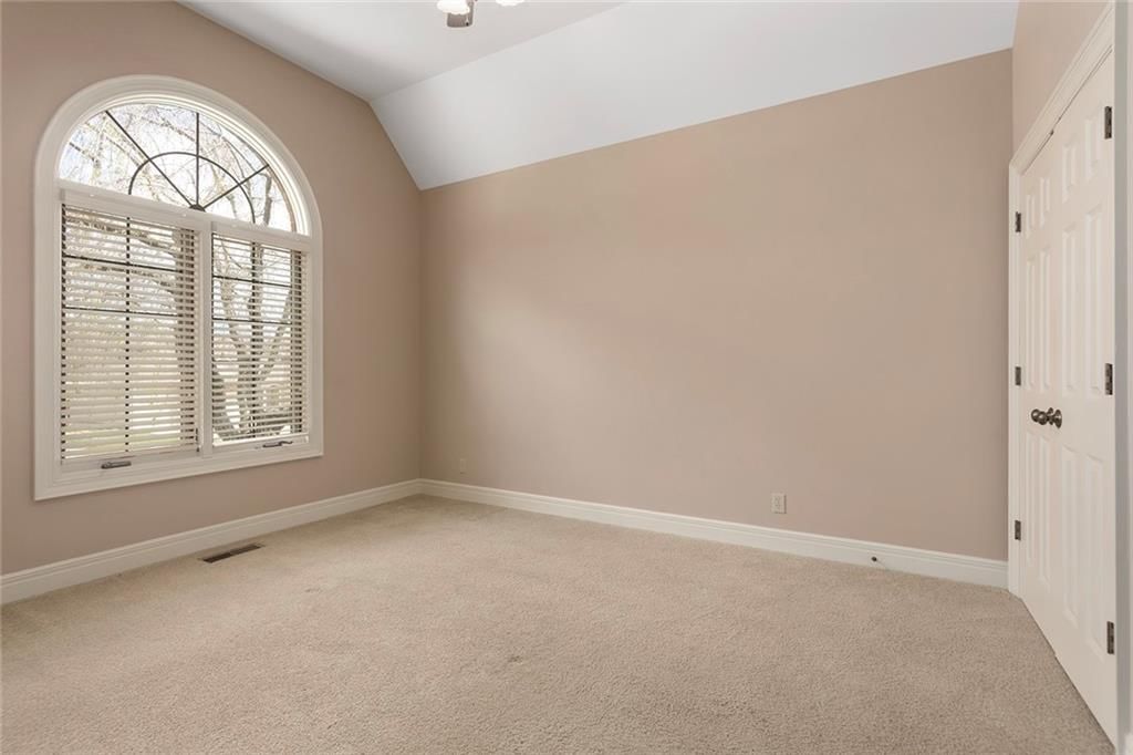 8915 NE 94th Terrace — photo 15