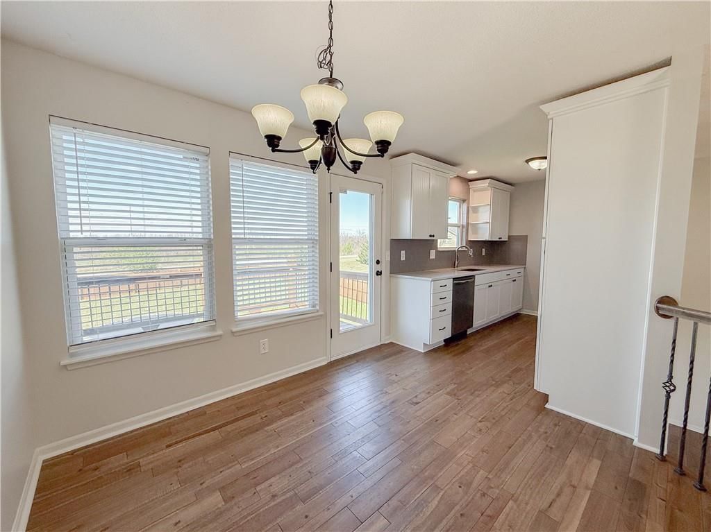 31726 W 167th Terrace — photo 5