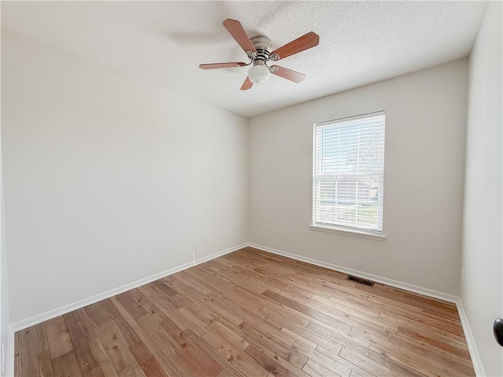31726 W 167th Terrace — photo 13