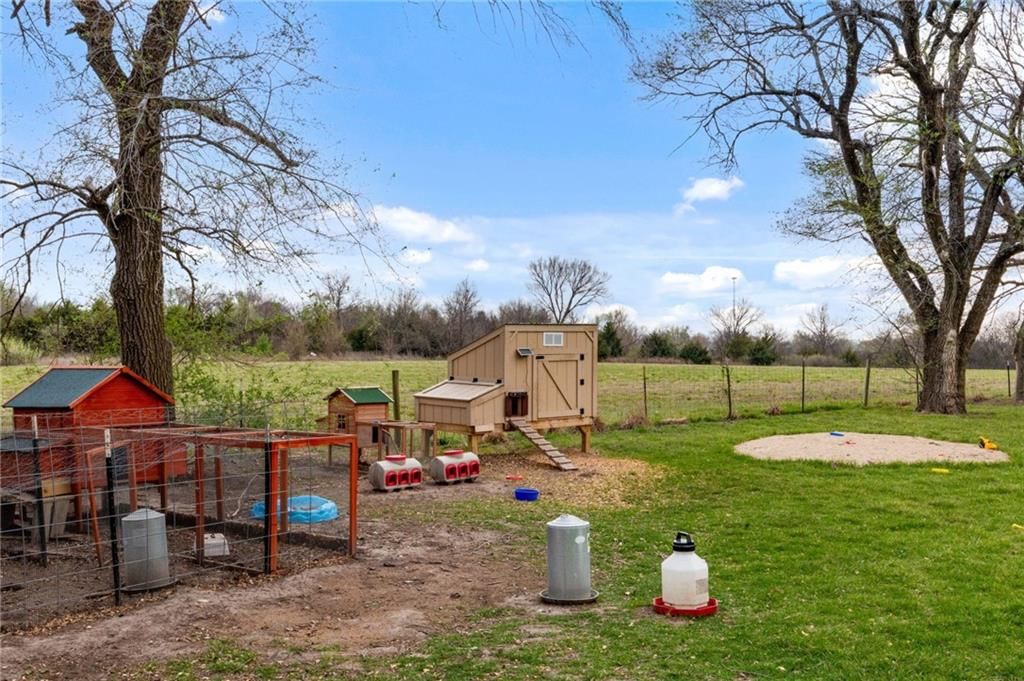 15112 NE County Road 243 N/A — photo 9