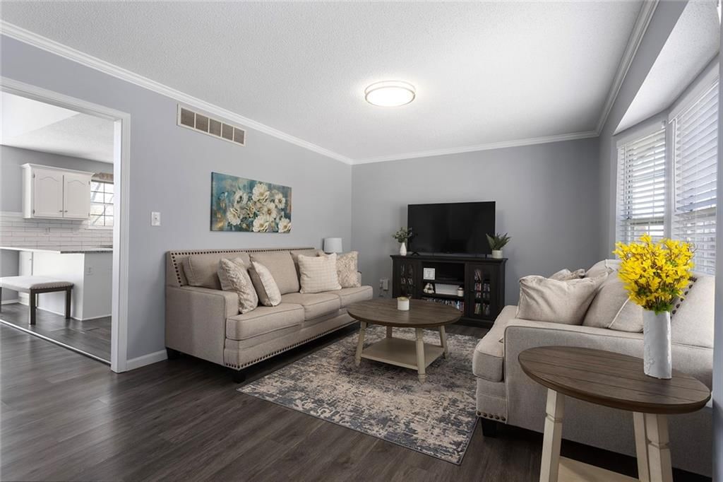 109 SW Drew Lane — photo 4