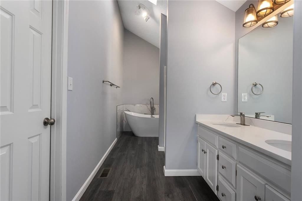 109 SW Drew Lane — photo 23