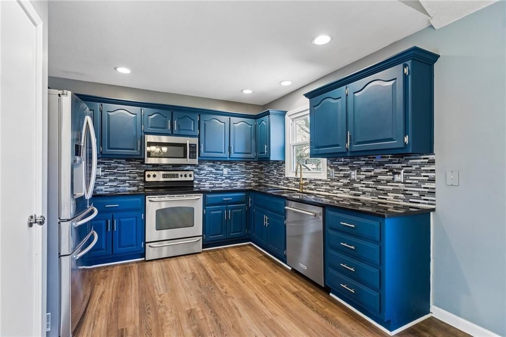 21250 W 124th Street — photo 10