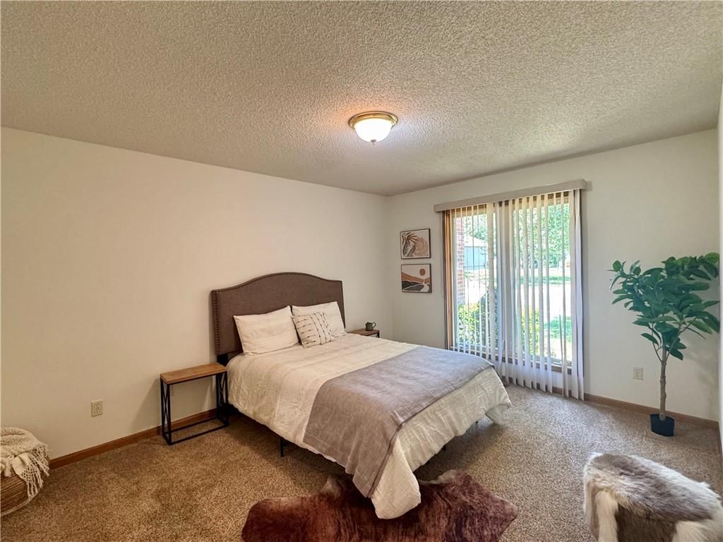 1011 NE 75TH Street — photo 8