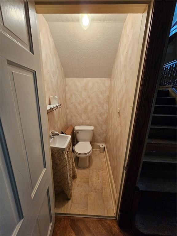 409 N Esplanade Street — photo 12