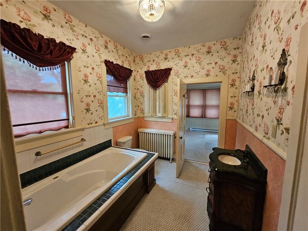 409 N Esplanade Street — photo 31