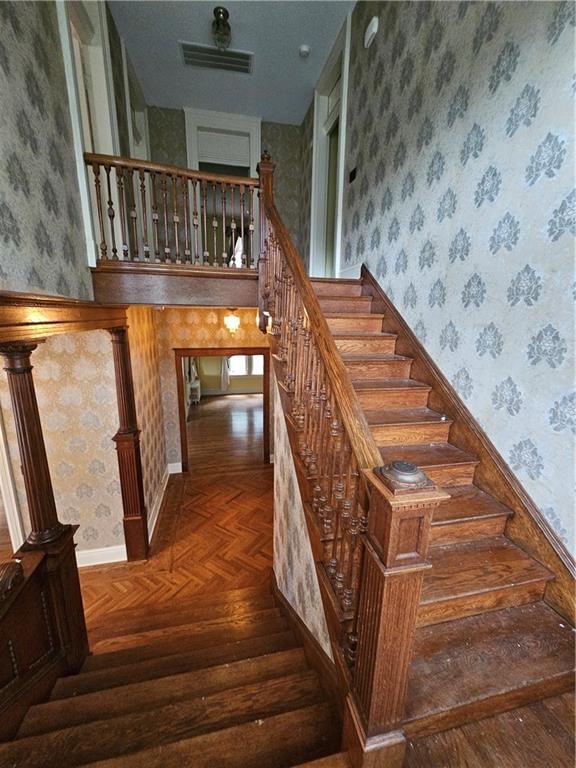 409 N Esplanade Street — photo 43