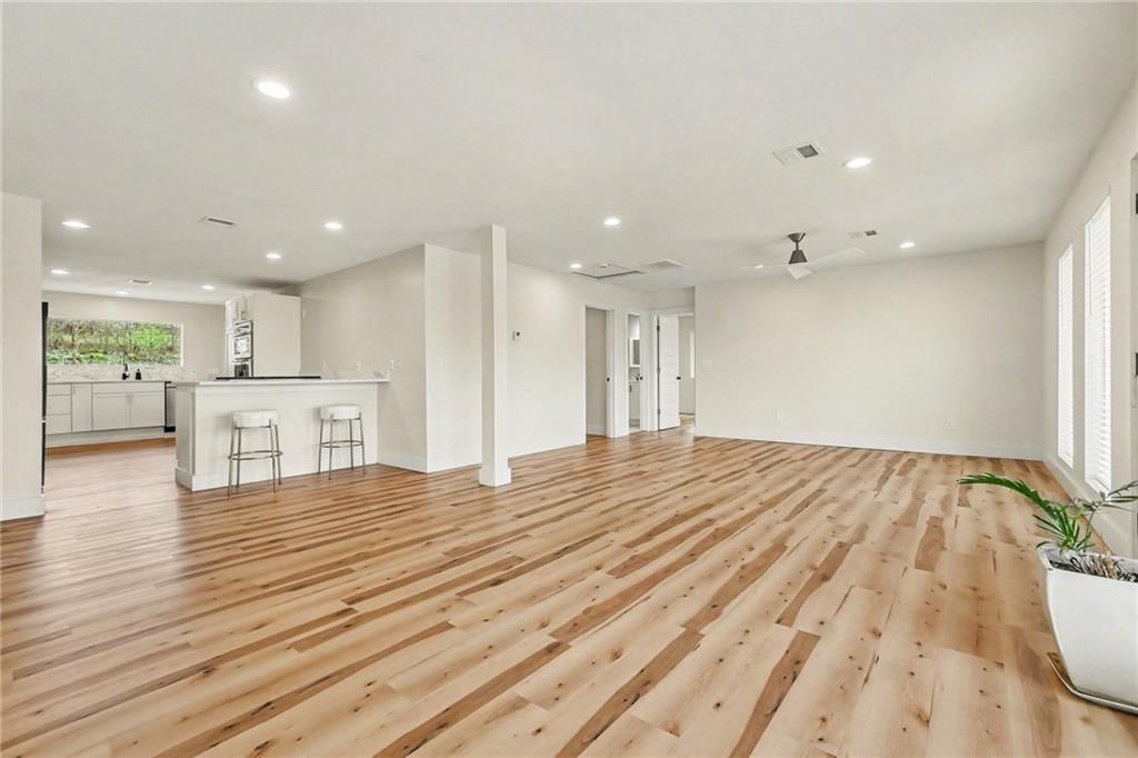 3537 N 35th Street — photo 2