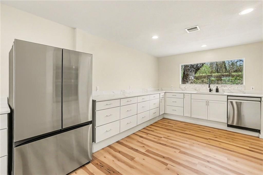 3537 N 35th Street — photo 7