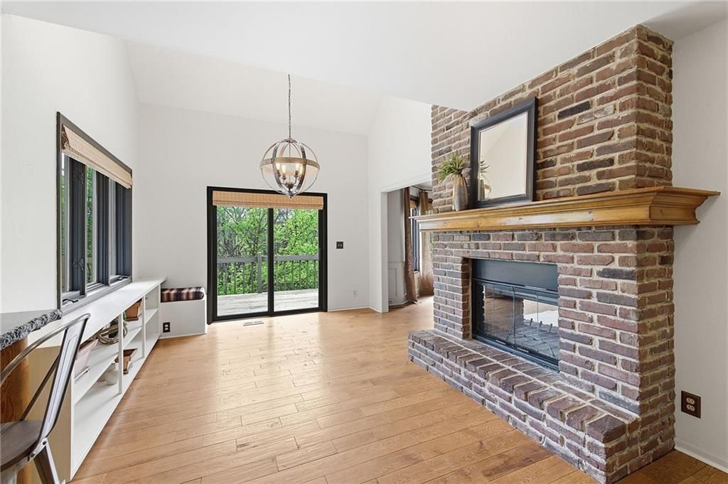 18325 Aberdeen Street — photo 10
