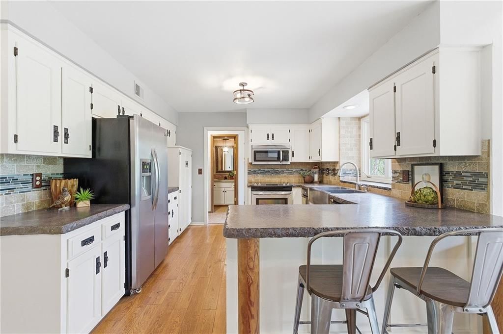 18325 Aberdeen Street — photo 18