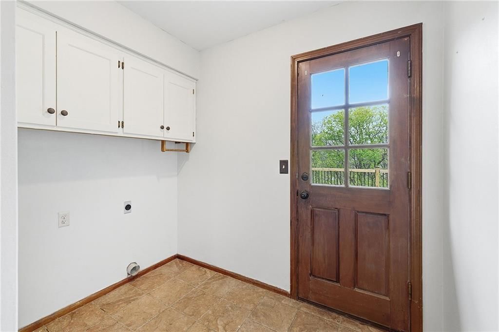 18325 Aberdeen Street — photo 21