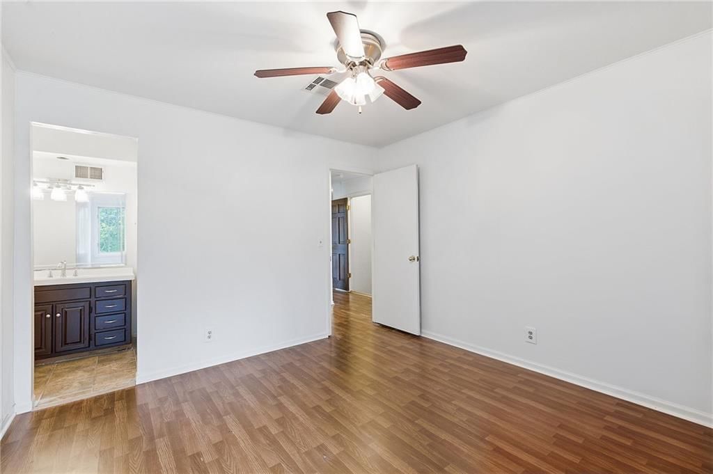 18325 Aberdeen Street — photo 31