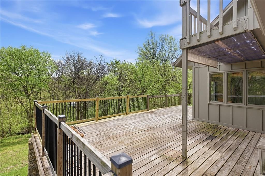 18325 Aberdeen Street — photo 41