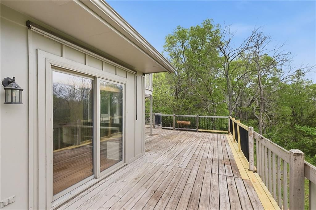 18325 Aberdeen Street — photo 44