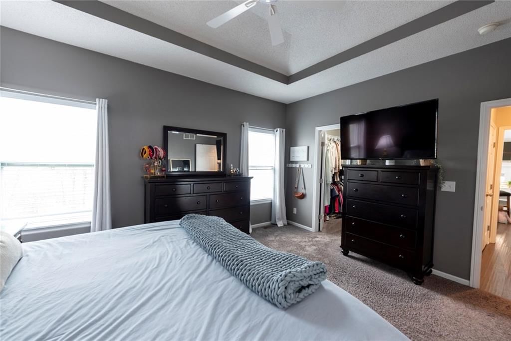 8544 N Ava Avenue — photo 11