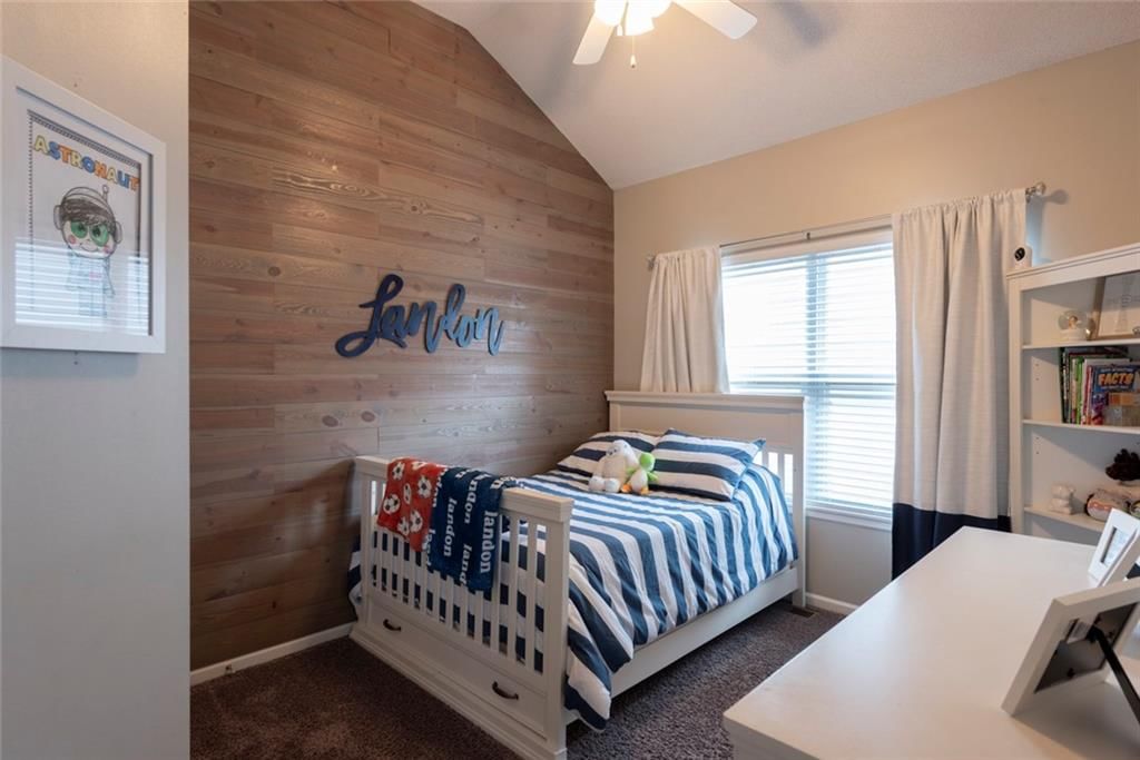 8544 N Ava Avenue — photo 16