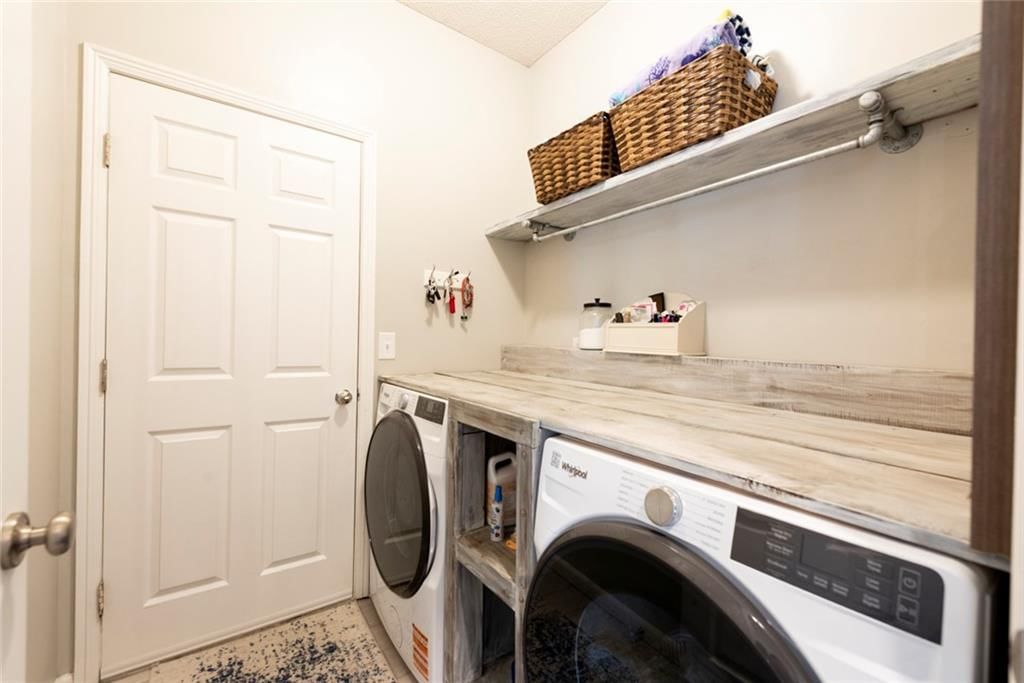 8544 N Ava Avenue — photo 18