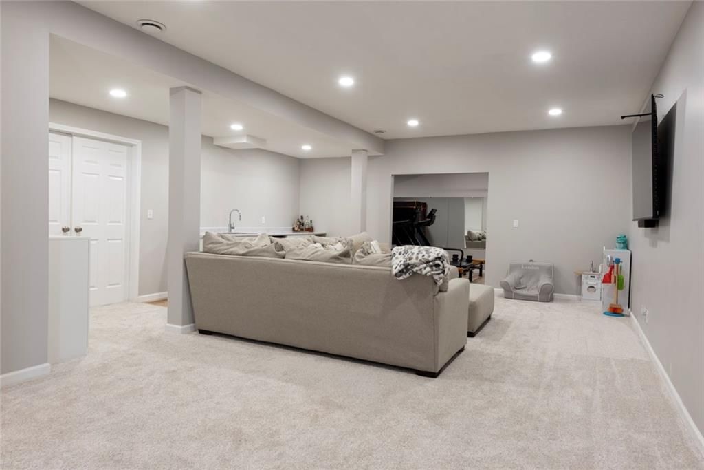 8544 N Ava Avenue — photo 19
