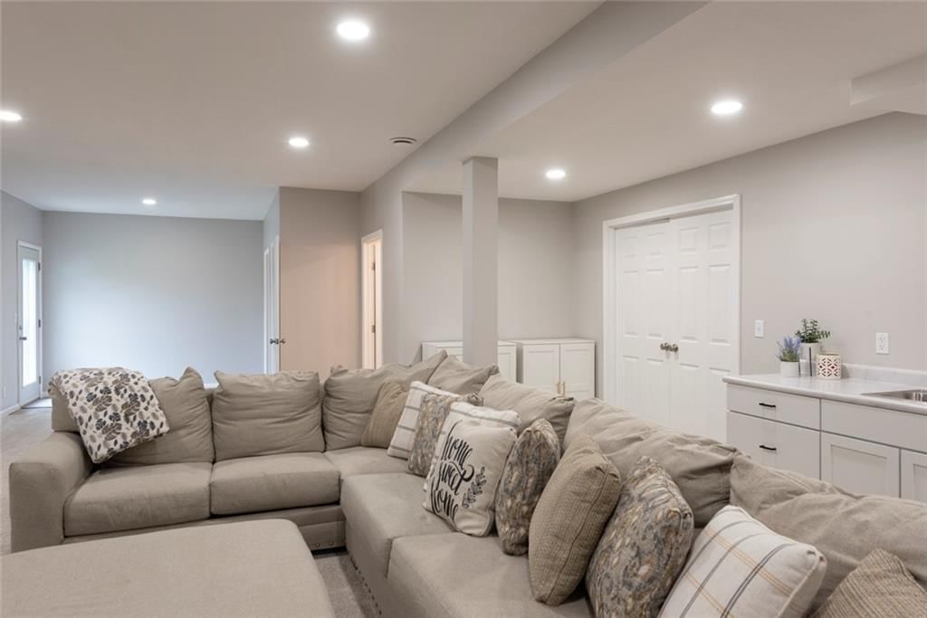 8544 N Ava Avenue — photo 20