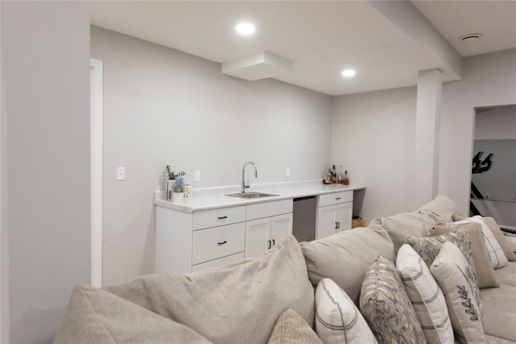 8544 N Ava Avenue — photo 21
