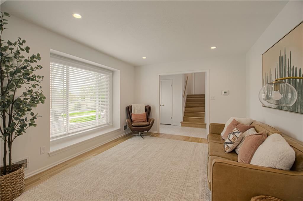 7626 canterbury Drive — photo 7
